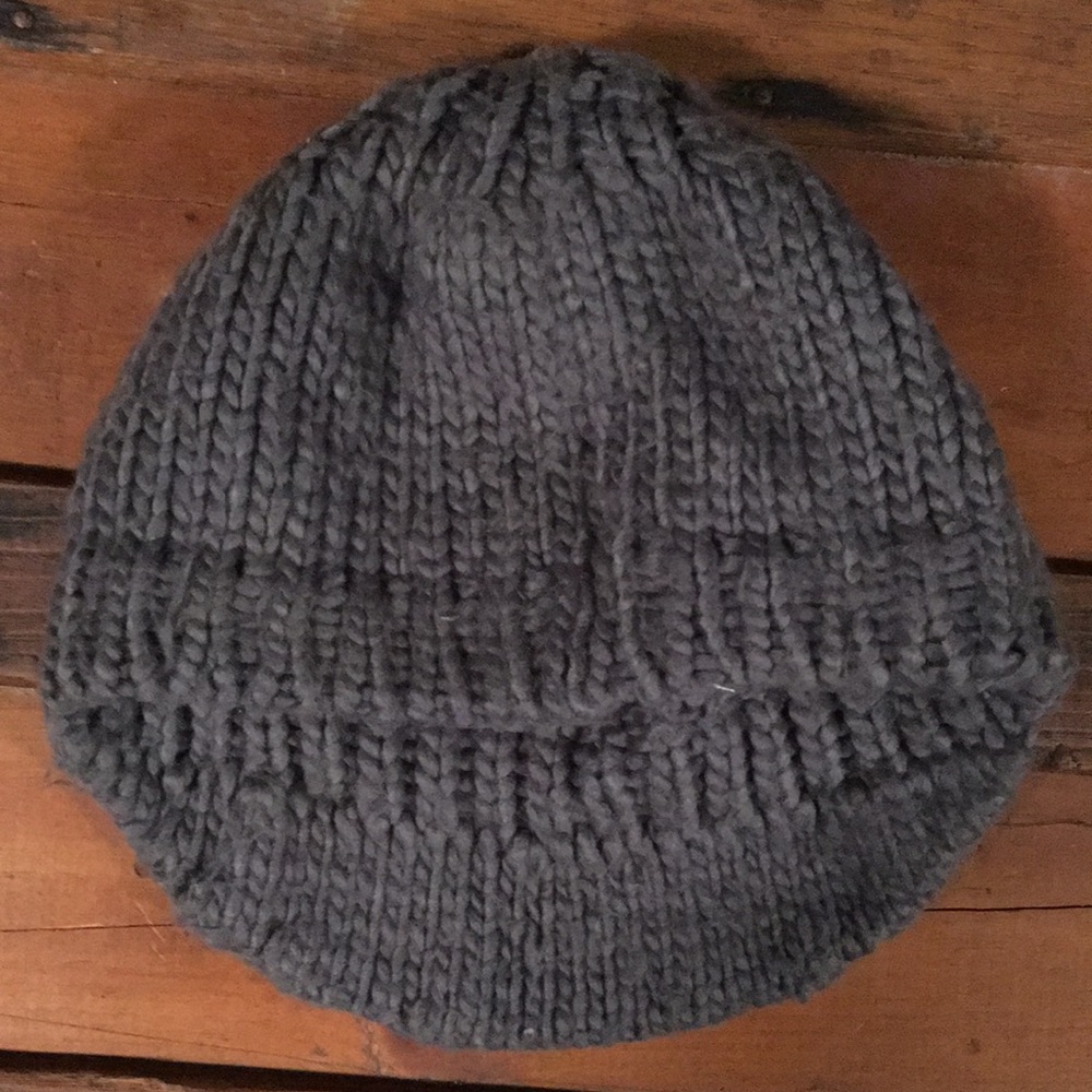 Winter hat - Picture 2 of 3